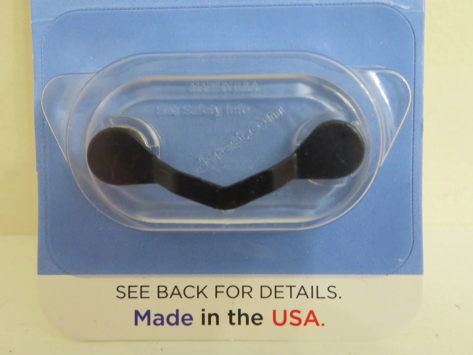 ReadeREST - Classic Black Magnetic Eyeglass Holder NEW factory sealed 2