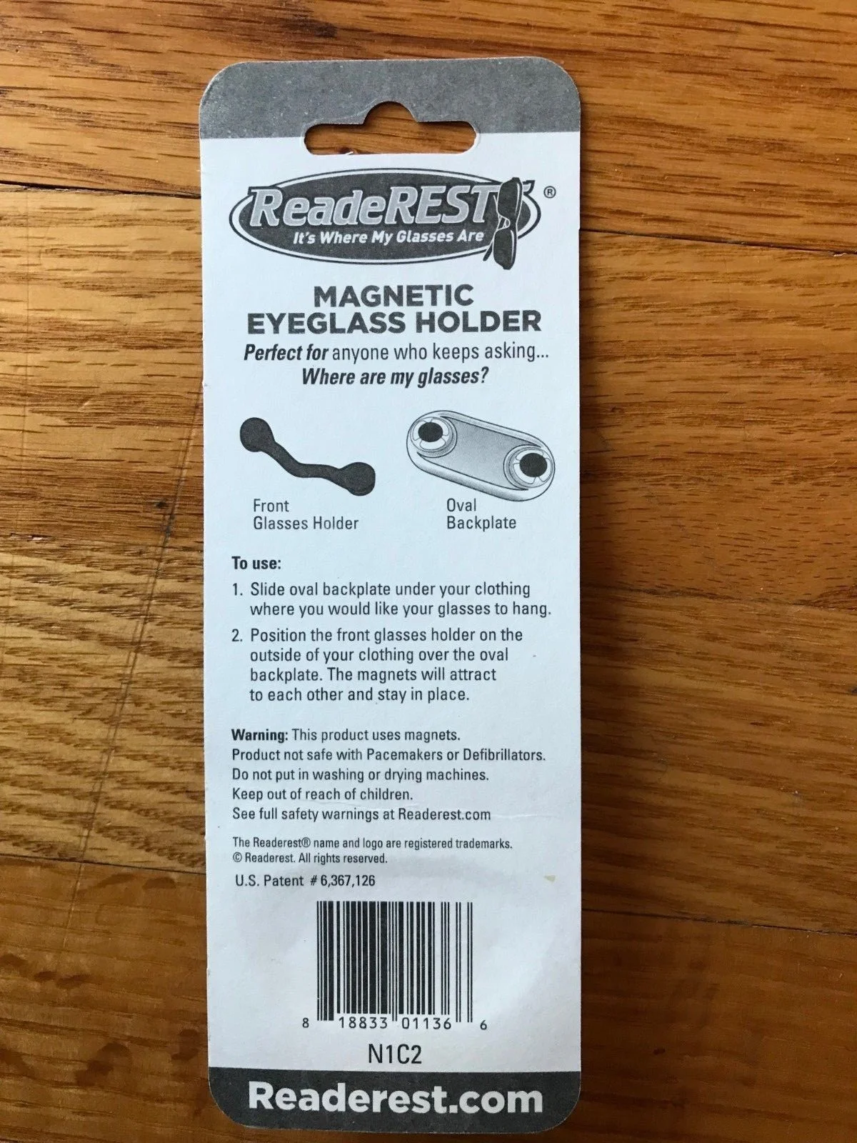 ReadeREST Magnetic Eyeglass Holder, with 2 Swarkovski Crystals, brand new 2